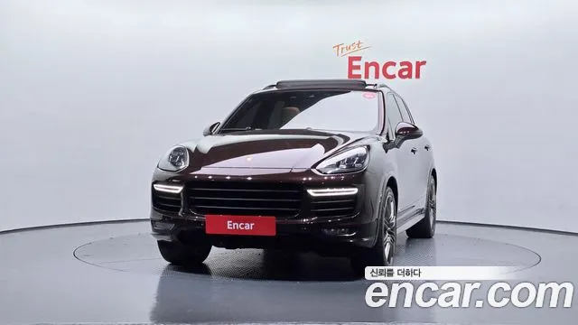 Porsche Cayenne 2016 — фото 3