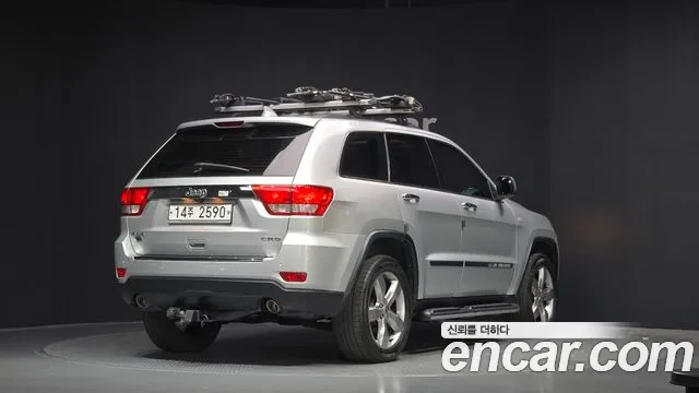 Jeep Cherokee 2013 — фото 2