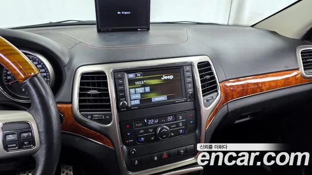 Jeep Cherokee 2013 — фото 14