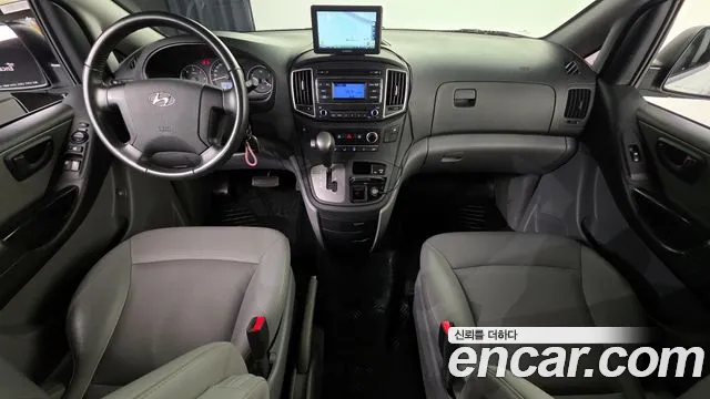 Hyundai Starex 2020 — фото 7