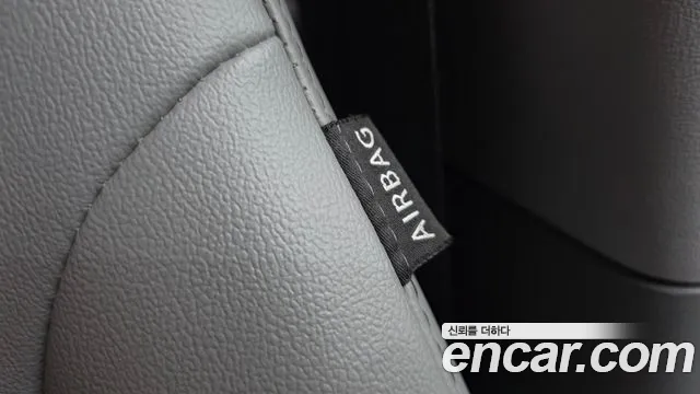 Hyundai Starex 2020 — фото 18