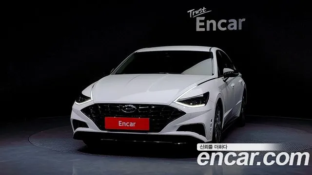 Hyundai Sonata 2023 — фото 3