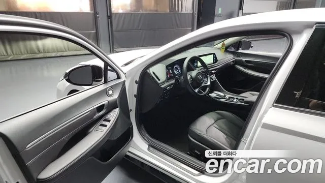 Hyundai Sonata 2023 — фото 10