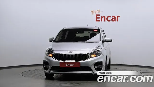 Kia Carens 2018 — фото 3