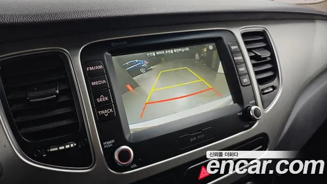 Kia Carens 2018 — фото 15