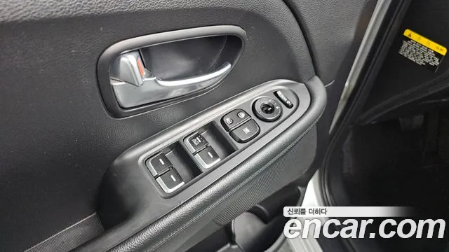 Kia Carens 2018 — фото 17