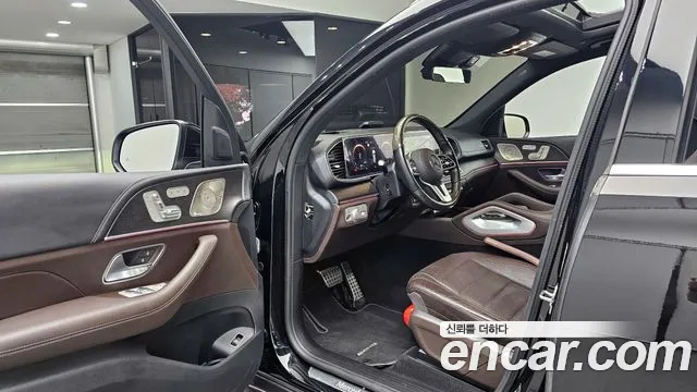 Mercedes-Benz GLS-Class 2022 — фото 11