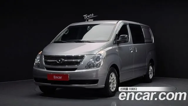 Hyundai Starex 2012 — фото 1