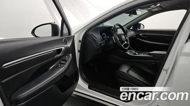 Hyundai Sonata 2022 — фото 11