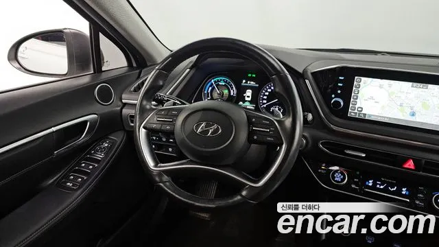 Hyundai Sonata 2022 — фото 13