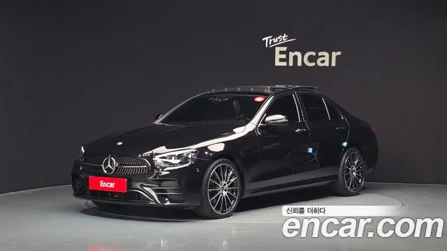 Mercedes-Benz E-Class 2023 — фото 1
