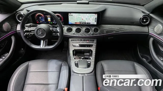 Mercedes-Benz E-Class 2023 — фото 7