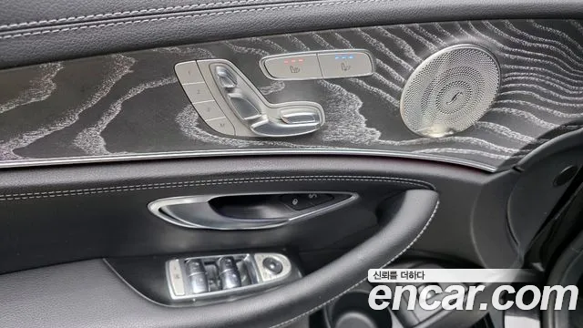 Mercedes-Benz E-Class 2023 — фото 14