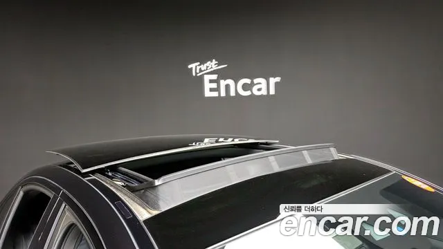 Mercedes-Benz E-Class 2023 — фото 20