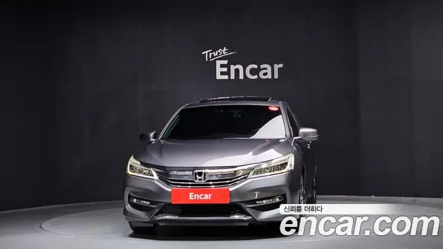 Honda Accord 2017 — фото 3