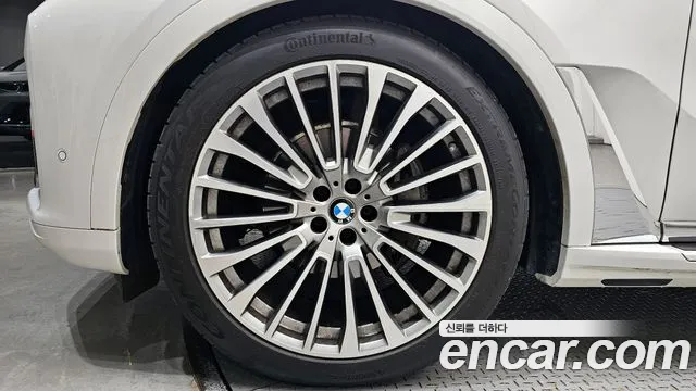 BMW X7 2021 — фото 5