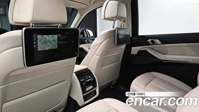 BMW X7 2021 — фото 17