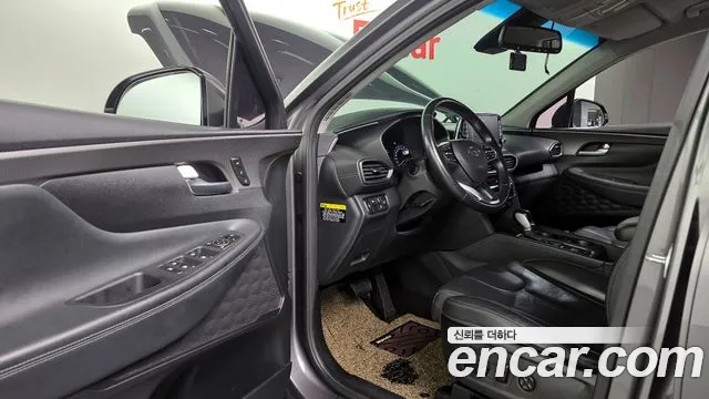 Hyundai Santafe 2019 — фото 11