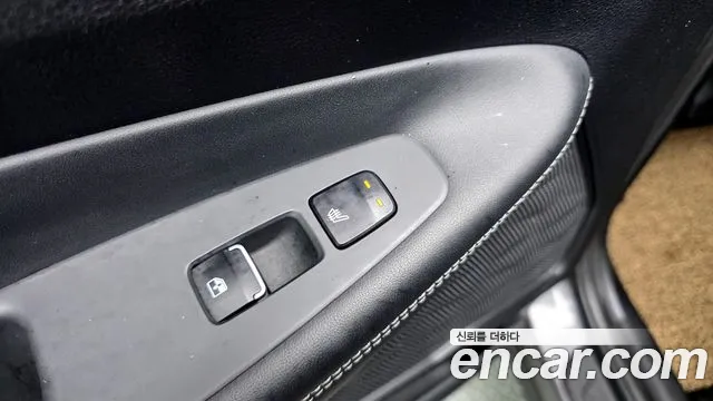 Hyundai Santafe 2019 — фото 18
