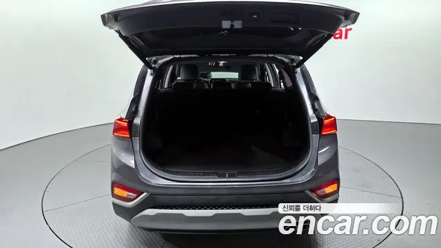 Hyundai Santafe 2019 — фото 20