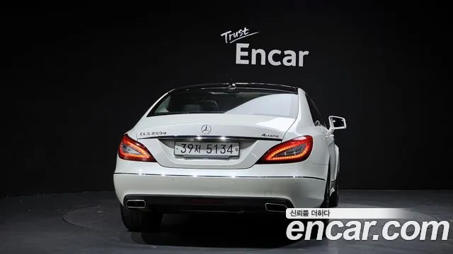 Mercedes-Benz CLS-Class 2016 — фото 4