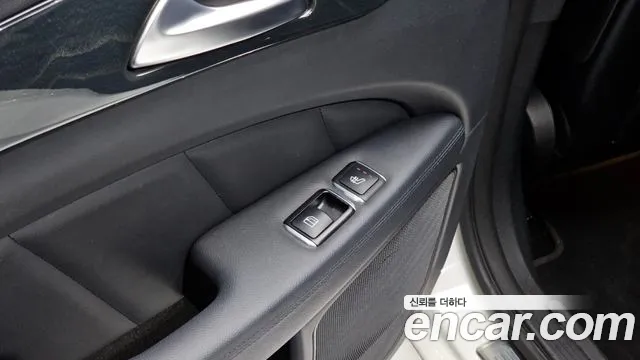 Mercedes-Benz CLS-Class 2016 — фото 19