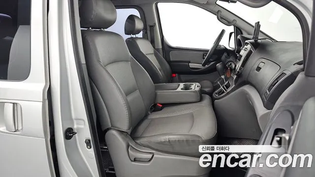 Hyundai Starex 2009 — фото 10
