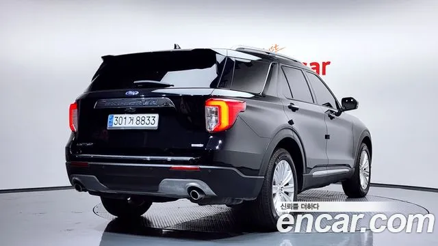 Ford Explorer 2020 — фото 2