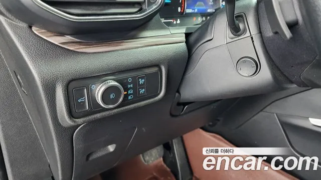 Ford Explorer 2020 — фото 14