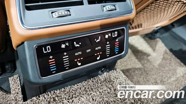 Audi A6 2021 — фото 17