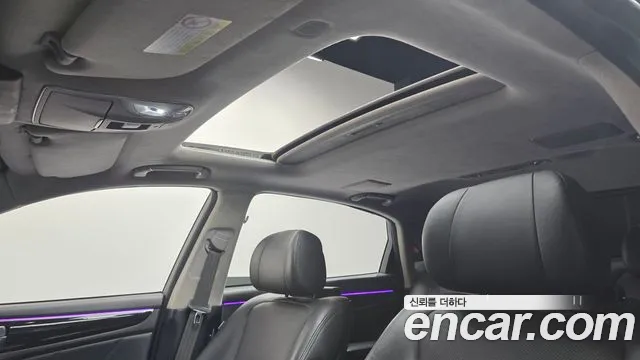 Hyundai Equus 2014 — фото 20