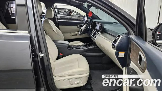 Kia Sorento 2022 — фото 11