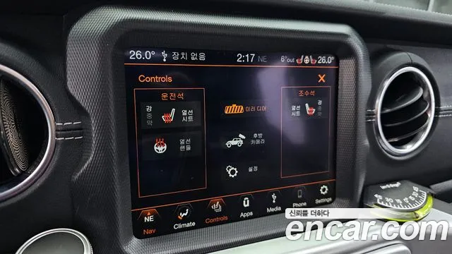 Jeep Wrangler 2023 — фото 15