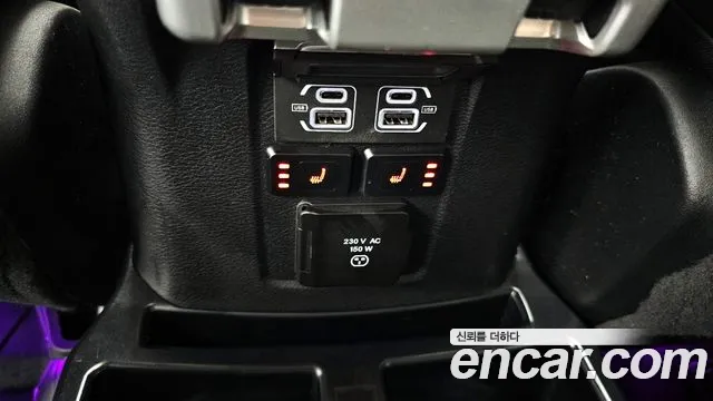 Jeep Wrangler 2023 — фото 19