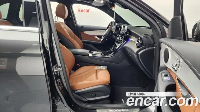 Mercedes-Benz GLC-Class 2022 — фото 11