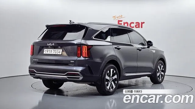 Kia Sorento 2023 — фото 2
