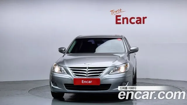 Hyundai Genesis 2010 — фото 3