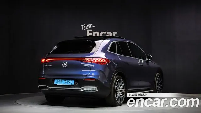 Mercedes-Benz EQE 2023 — фото 2