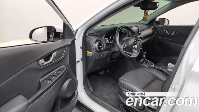 Hyundai Kona 2020 — фото 10