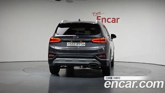 Hyundai Santafe 2020 — фото 3