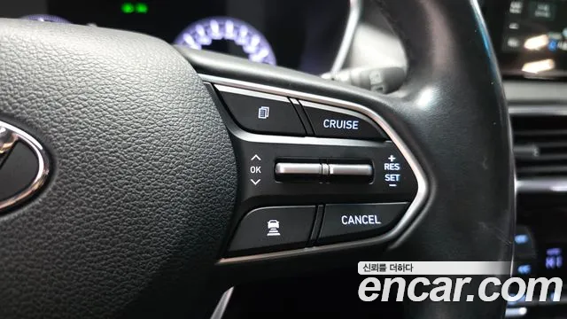 Hyundai Santafe 2020 — фото 16