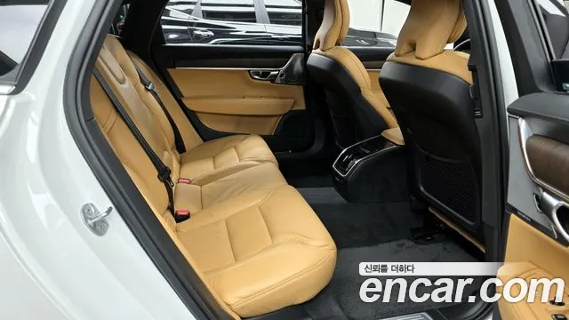 Volvo S90 2023 — фото 12