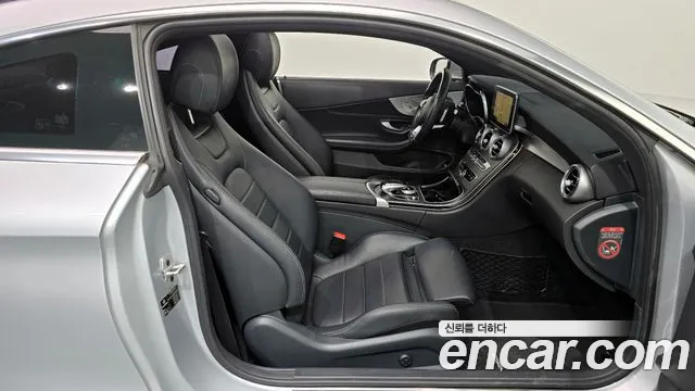 Mercedes-Benz C-Class 2016 — фото 11