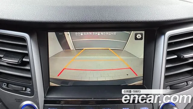 Hyundai Tucson 2017 — фото 16