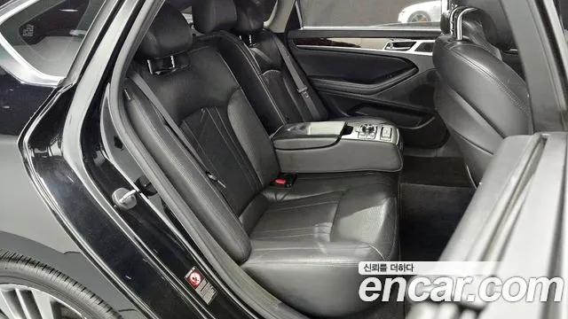 Hyundai Genesis 2016 — фото 12