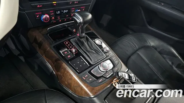 Audi A7 2015 — фото 9