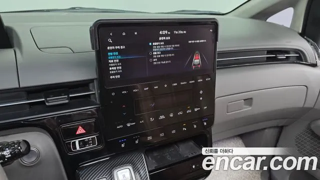 Hyundai Staria 2022 — фото 14