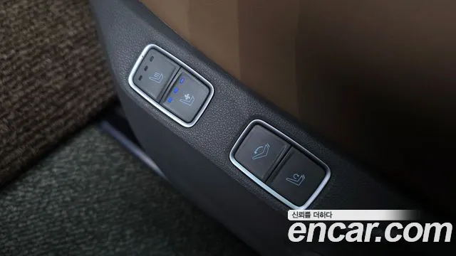 Hyundai Staria 2022 — фото 18