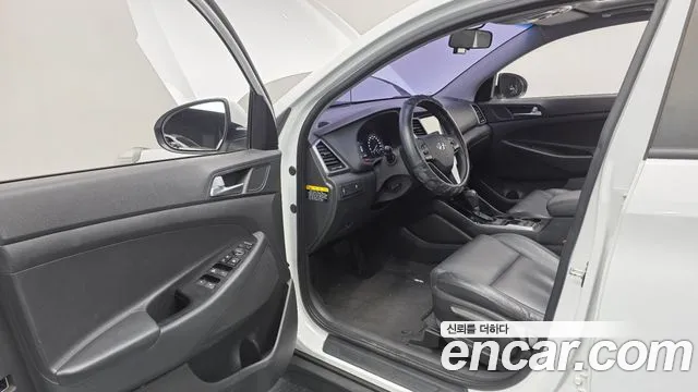 Hyundai Tucson 2016 — фото 11