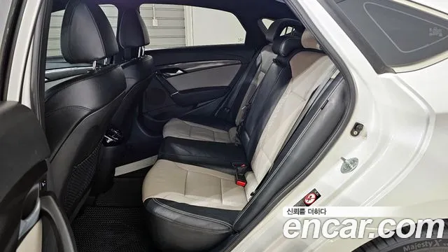 Hyundai i40 2016 — фото 12